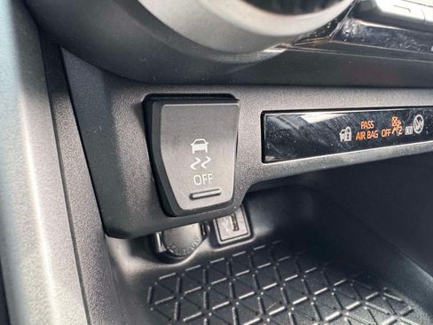 Certified 2025 Toyota RAV4 XLE AWD/4WD image 32