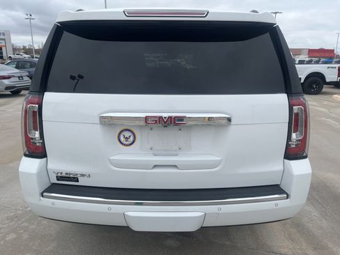 Used 2015 GMC Yukon Denali w/ Open Road Package image 6