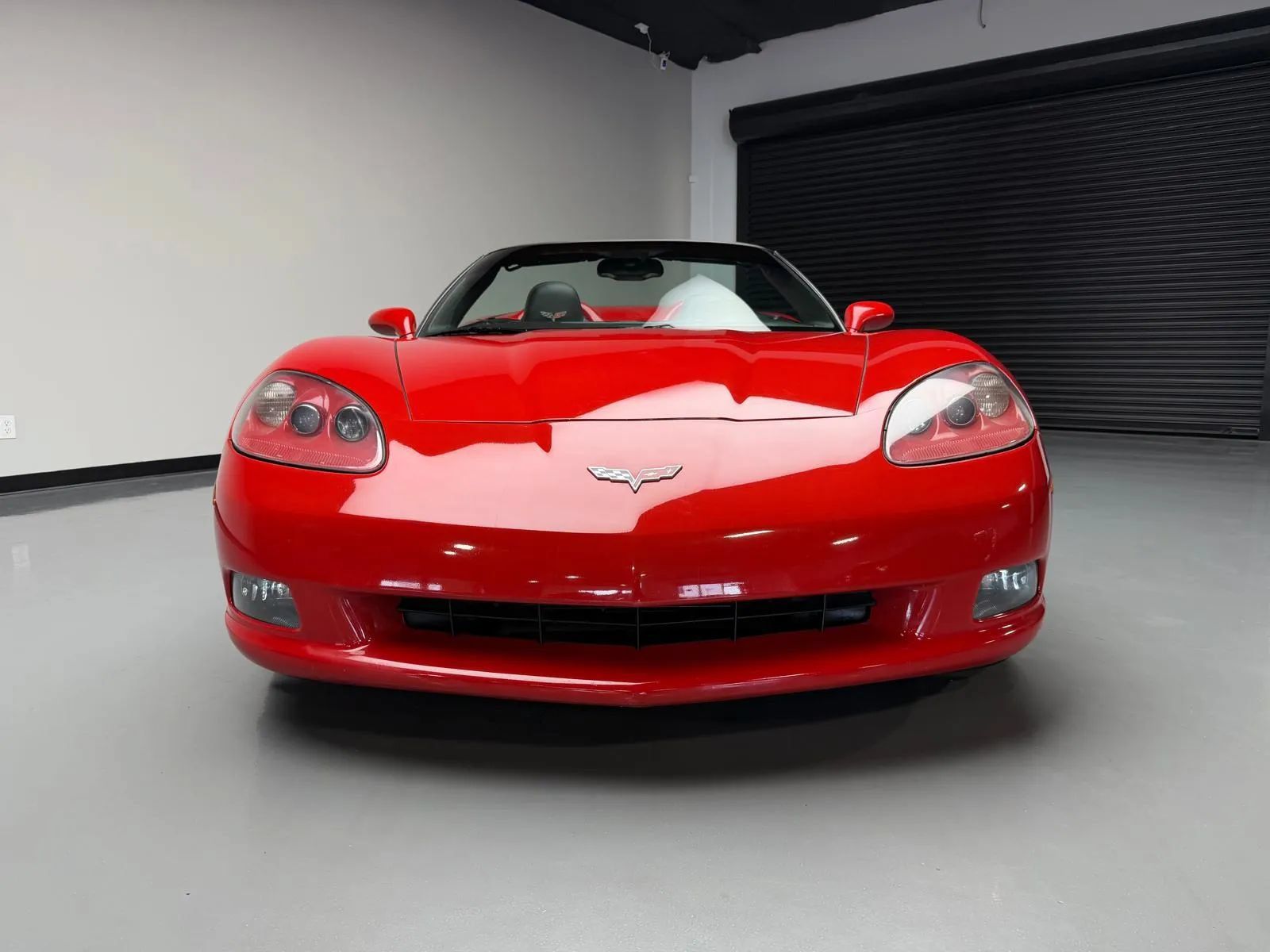 Used 2007 Chevrolet Corvette Convertible w/ Preferred Equipment Group RWD image 2