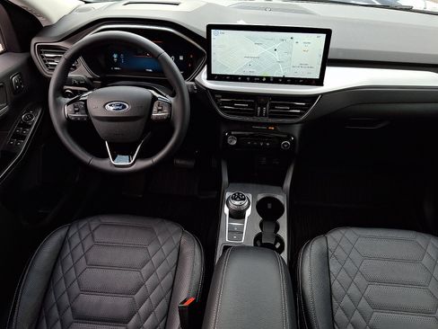 Used 2023 Ford Escape SE w/ PHEV Premium Package FWD image 15