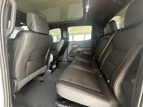 Used 2024 Chevrolet Silverado EV RST AWD/4WD image 18