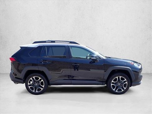 Used 2019 Toyota RAV4 Adventure w/ Cold Weather Package AWD/4WD image 10
