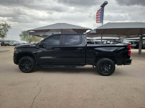 Used 2023 Chevrolet Silverado 1500 Custom Trail Boss w/ LPO, Dark Essentials Package image 5