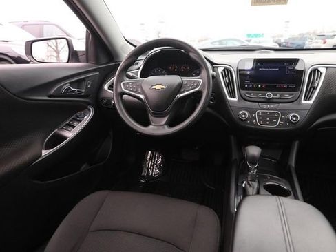 Used 2024 Chevrolet Malibu LT image 21