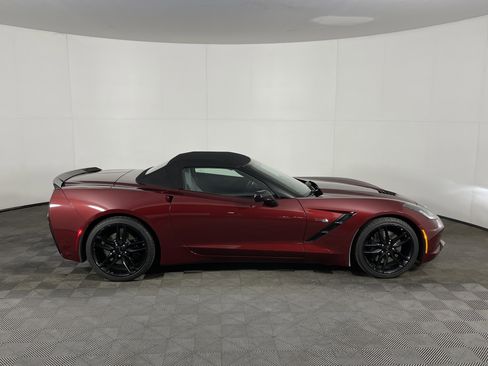Used 2017 Chevrolet Corvette Stingray Convertible image 5