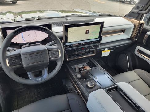 New 2025 GMC Hummer EV 2X image 31