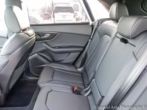 Used 2024 Audi Q8 Prestige image 13