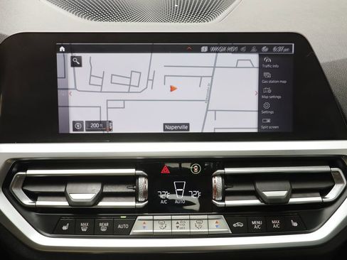 Used 2019 BMW 330i xDrive Sedan w/ Premium Package image 11