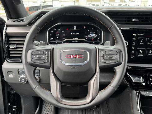 Used 2025 GMC Sierra 1500 AT4 w/ AT4 Preferred Package image 21