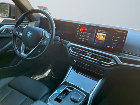 Used 2023 BMW i4 eDrive35 RWD image 14