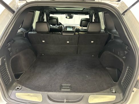 Used 2019 Jeep Grand Cherokee Limited X AWD/4WD image 25