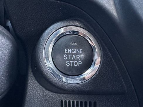 Used 2025 Subaru Forester Premium w/ Convenience Package #1 image 21