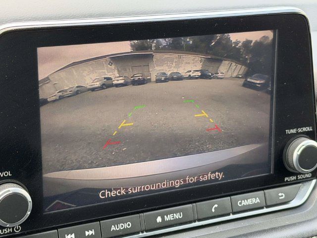 Used 2024 Nissan Rogue S FWD image 20