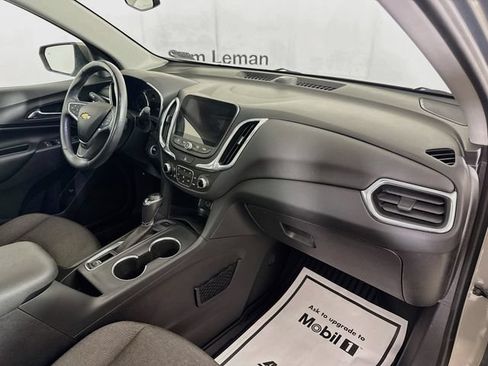 Used 2018 Chevrolet Equinox LT w/ Sun & Infotainment Package AWD/4WD image 29