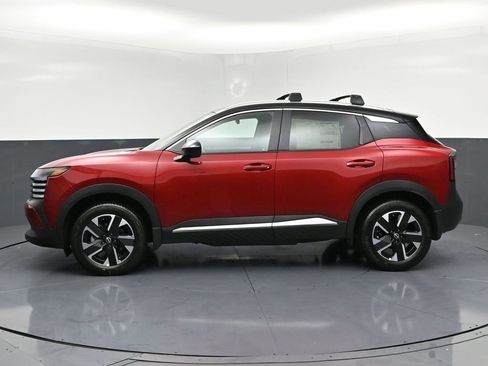 New 2026 Nissan Kicks SV w/ SV Premium Package image 2