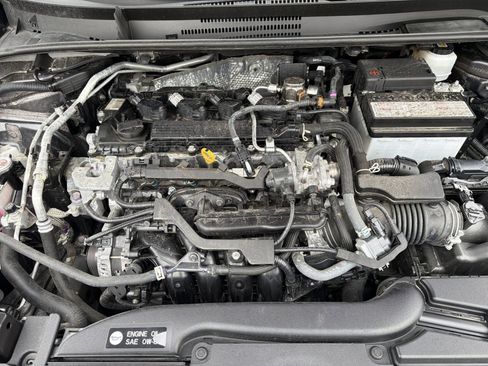 Used 2024 Toyota Corolla SE image 32