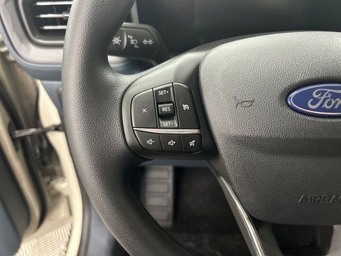 New 2025 Ford Maverick XL w/ Equipment Group 102A image 20