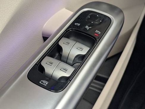 New 2026 Mercedes-Benz C 300 Sedan image 26