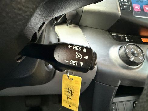 Used 2011 Toyota RAV4 2WD w/ Base L4 Extra Value Pkg image 34