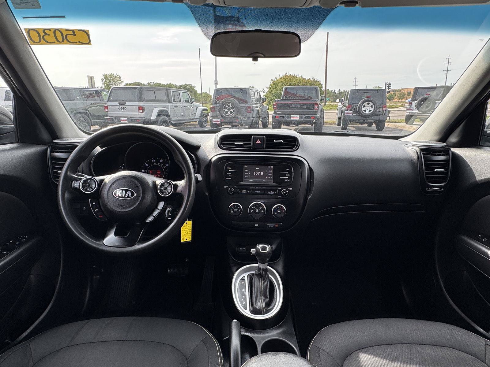 Used 2016 Kia Soul + FWD image 25
