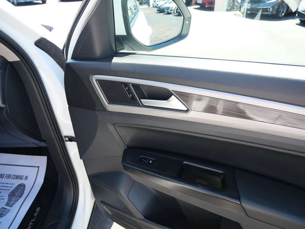 Used 2019 Volkswagen Atlas SE w/ Panoramic Sunroof Package AWD/4WD image 17