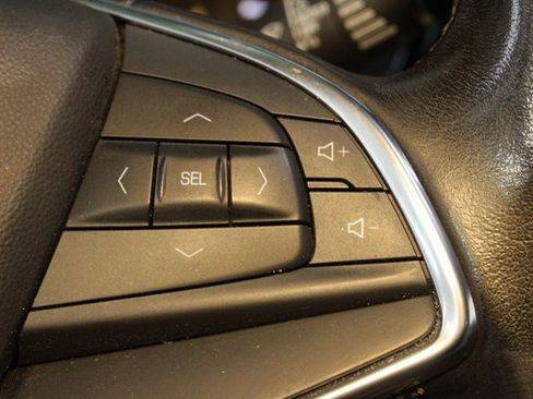 Used 2018 Cadillac XT5 Base 4D Sport Utility image 22