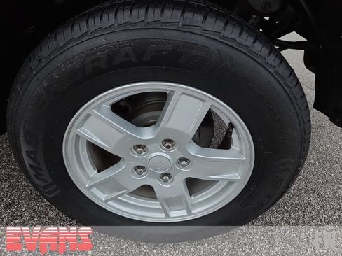 Used 2012 Jeep Liberty Limited Jet w/ Comfort/Convenience Group AWD/4WD image 20