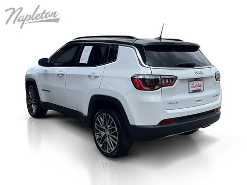 Used 2023 Jeep Compass Limited w/ Elite Group AWD/4WD image 3