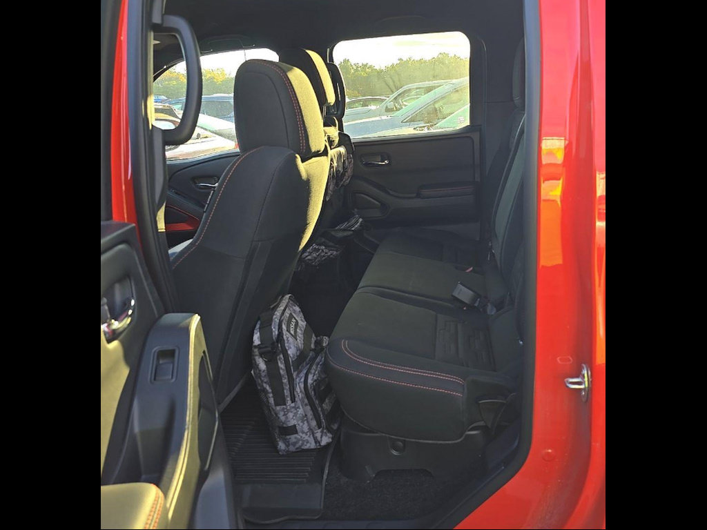 Certified 2025 Nissan Frontier PRO-4X w/ Interior Protection Package AWD/4WD image 8
