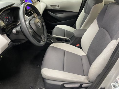 Used 2024 Toyota Corolla LE image 16