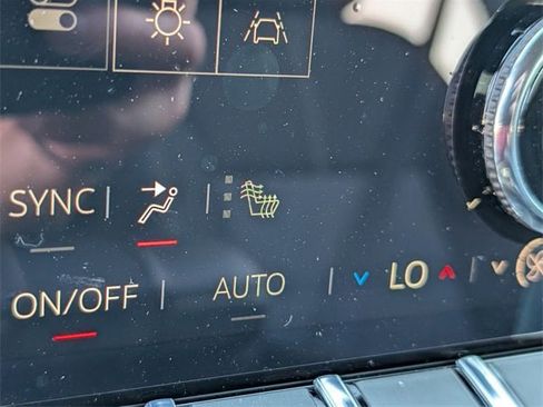 New 2026 GMC Acadia Elevation image 14