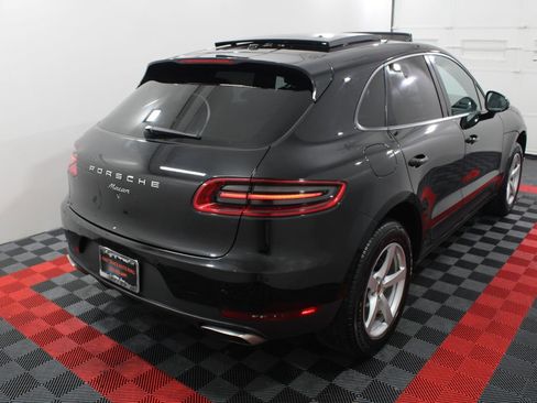 Used 2018 Porsche Macan AWD/4WD image 5