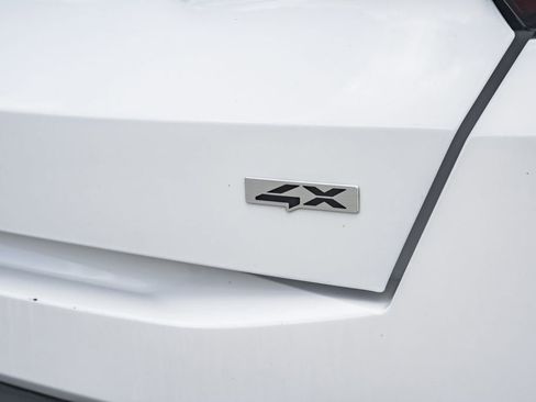 Used 2024 Kia Sorento S image 7