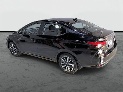 Used 2025 Nissan Versa SV w/ Trunk Package image 2