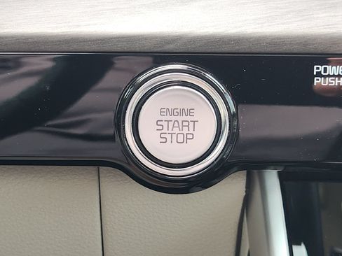 Used 2024 Kia Carnival SX FWD image 23