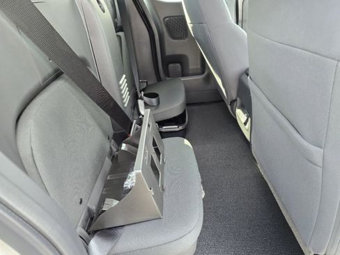 Used 2025 Nissan Frontier S w/ S Utility Package image 10