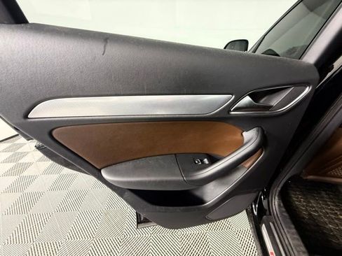 Used 2018 Audi Q3 2.0T Premium image 23