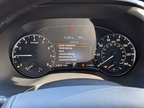 Used 2024 INFINITI QX80 Sensory image 20