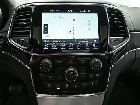 Used 2021 Jeep Grand Cherokee Summit AWD/4WD image 33