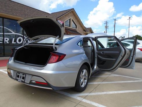 Used 2021 Hyundai Sonata SE FWD image 20