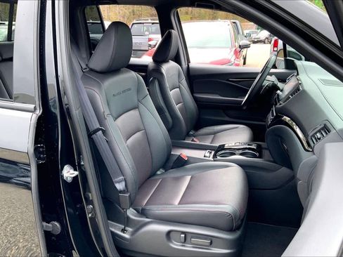 Used 2023 Honda Ridgeline Black Edition image 9