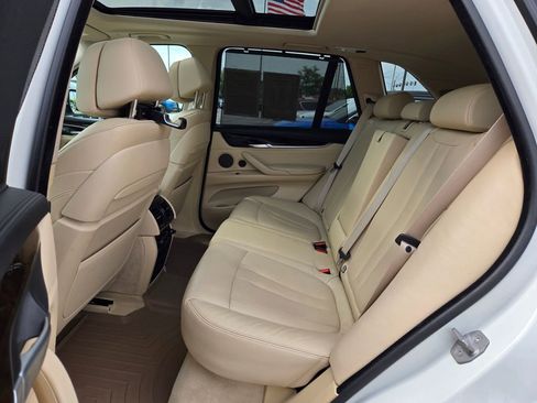 Used 2014 BMW X5 xDrive50i AWD/4WD image 31