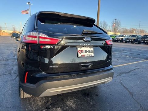 Used 2022 Ford Edge SEL w/ Convenience Package image 14