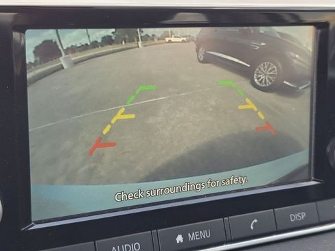 Used 2025 Nissan Sentra S FWD image 18