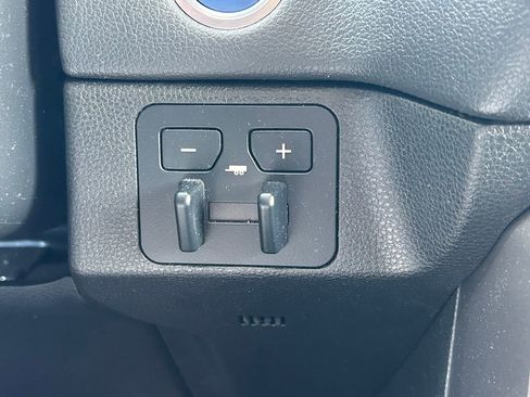 Used 2023 Toyota Sequoia Limited image 35