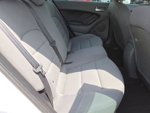 Used 2018 Kia Forte LX FWD image 20