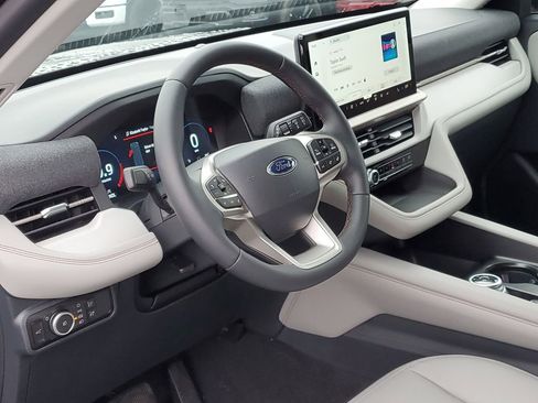 New 2026 Ford Explorer Active image 11