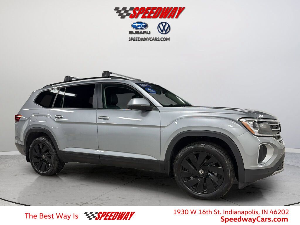 Certified 2026 Volkswagen Atlas SE FWD image 1