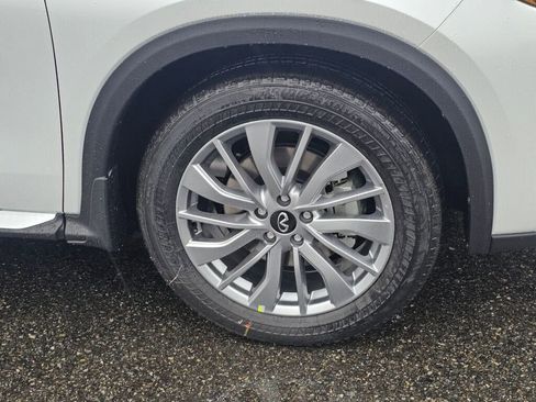 Used 2025 INFINITI QX50 Luxe image 9