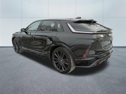 New 2026 Cadillac Lyriq V image 3
